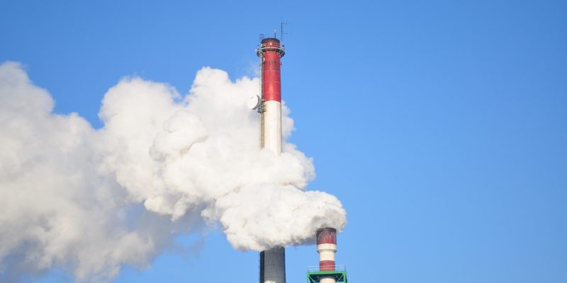 Estudio reveló que 35% de los reglamentos en la Ley Marco de Cambio Climático están pendientes de implementación (CNN Chile)